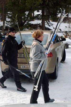 Μέρκελ: Επιβάλει σκληρή λιτότητα ενώ κάνει σκι στο Σεν Μόριτζ (pics)
