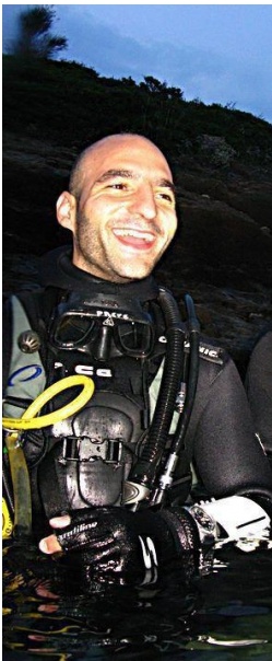 Ο αστυνομικός που παρέσυρε γυναίκα στο Χαλάνδρι και αυτοκτόνησε (φωτό)