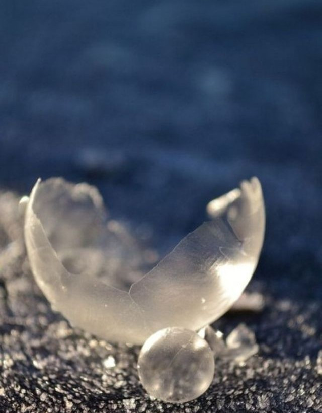 Δες τι συμβαίνει όταν καταψυχθεί μια… σαπουνόφουσκα! (pics)