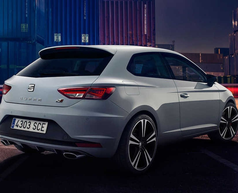 Seat Leon Cupra με 265 ή 280 άλογα
