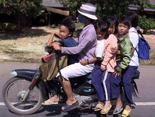 Απίστευτες... μεταφορές στο Βιετνάμ (pics)