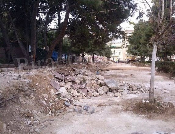 Ανάπλαση και εργασίες για την πρώτη βιοκλιματική πλατεία του Πειραιά