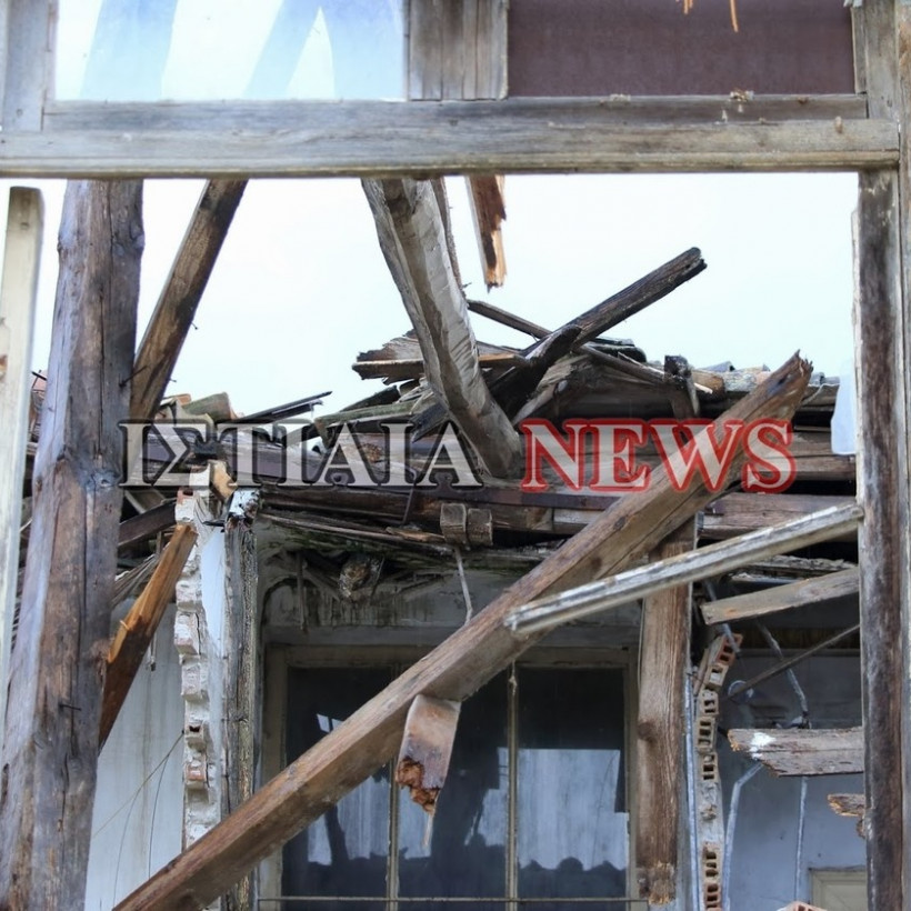 Ιστιαία: Κατέρρευσε κτίριο δίπλα σε γηροκομείο (pics)