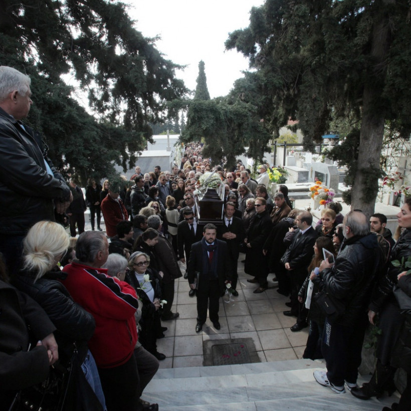 Το τελευταίο αντίο στην Τζένη Βάνου