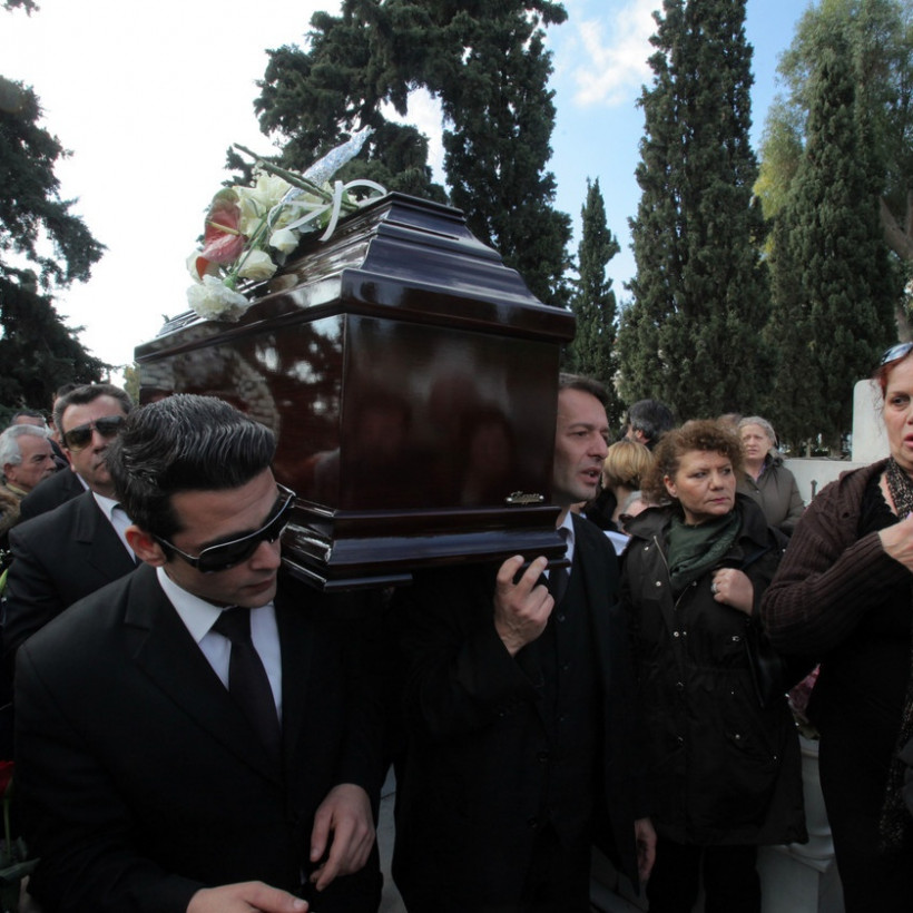 Το τελευταίο αντίο στην Τζένη Βάνου