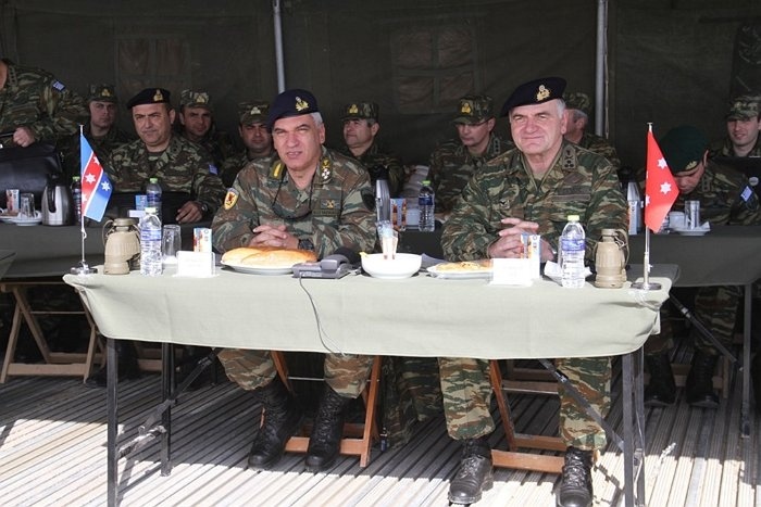 «Έβρεξε» καυτό ατσάλι στον Έβρο (pics)