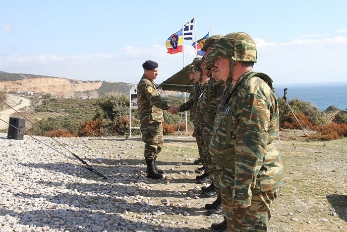 «Έβρεξε» καυτό ατσάλι στον Έβρο (pics)