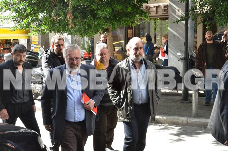 Σε εξέλιξη η συνάντηση Στουρνάρα- αγροτών