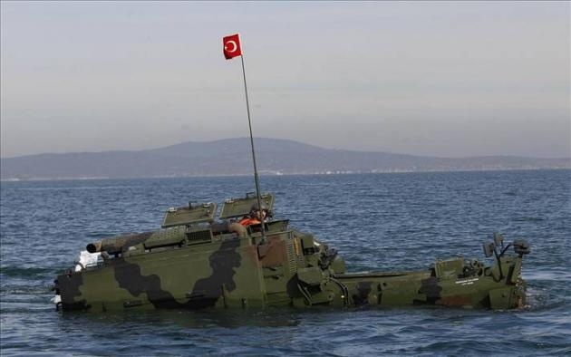 Οι Τούρκοι ετοιμάζονται να… μπουκάρουν στον Έβρο με «Κάστορα»!