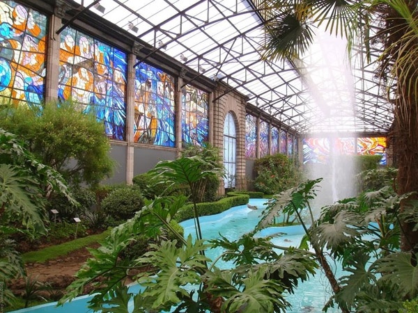 Μετέτρεψε θερμοκήπιο σε έργο τέχνης (pics)