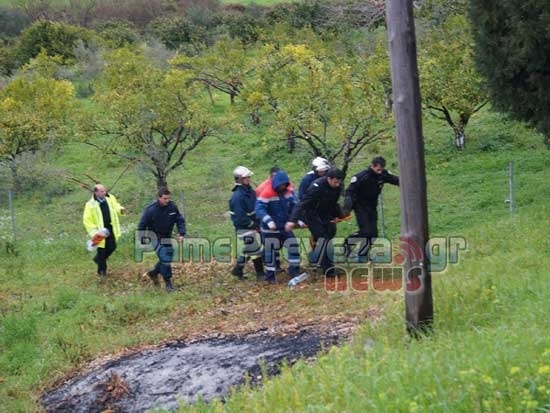 Πρέβεζα: Εξετράπη όχημα από την πορεία του - Τραυματίστηκε ο οδηγός