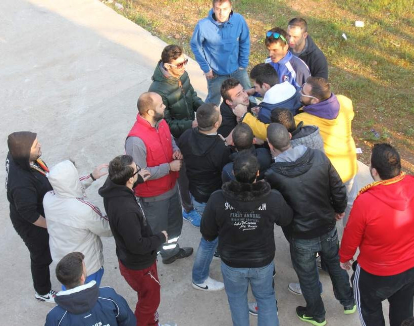 Χαλκίδα: «Ατελείωτο» ξύλο σε ποδοσφαιρικό αγώνα - Απίστευτες εικόνες 