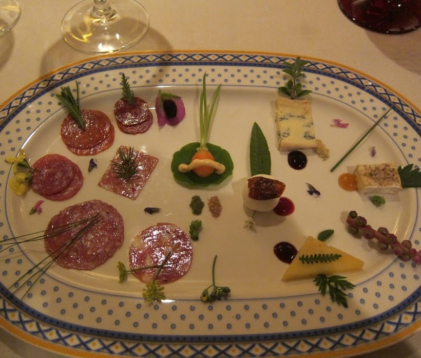 Το εστιατόριο με τα 5 χρόνια λίστα αναμονής! (video+photos)