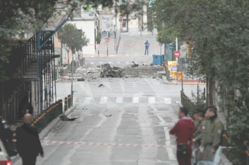 Έκρηξη στην Αθήνα: Σοκαριστικές φωτογραφίες από το σημείο