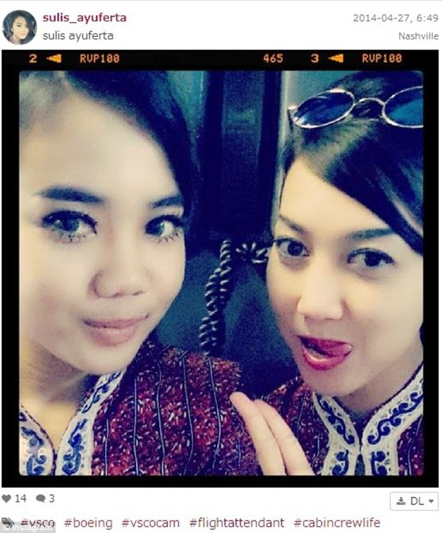 New trend: The life of flight attendants in social media (pics)