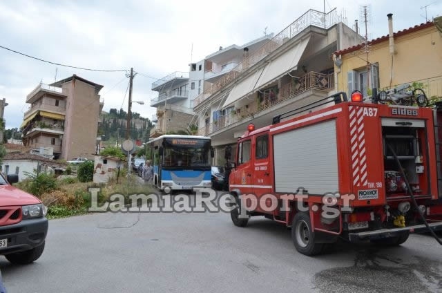 «Συναγερμός» στη Λαμία: Φωτιά σε σπίτι – Βραχυκύκλωσε ο πίνακας