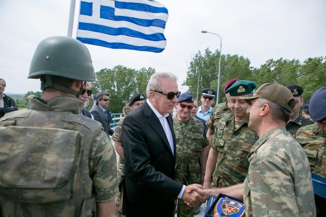 Στις μονάδες του Έβρου ο Δημήτρης Αβραμόπουλος