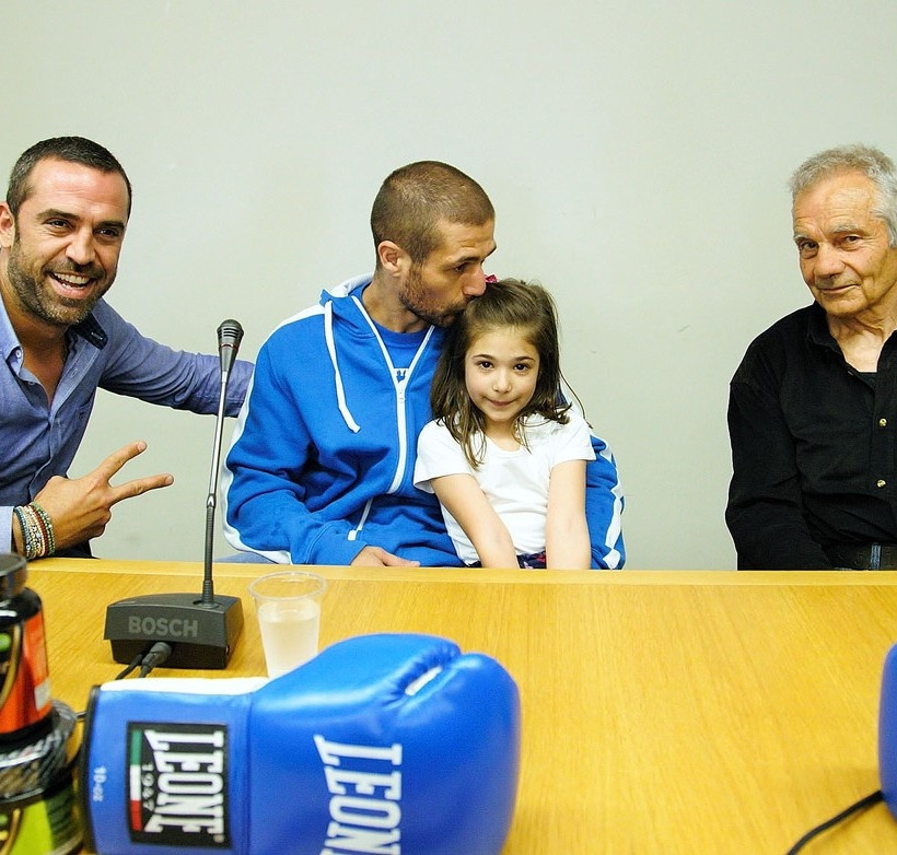 Η συνέντευξη Τύπου του Μιχάλη Αρναούτη για τον αγώνα κόντρα στον Zolani Marali (pics)