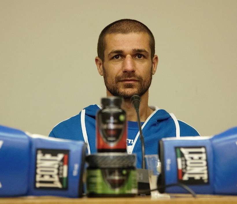 Η συνέντευξη Τύπου του Μιχάλη Αρναούτη για τον αγώνα κόντρα στον Zolani Marali (pics)