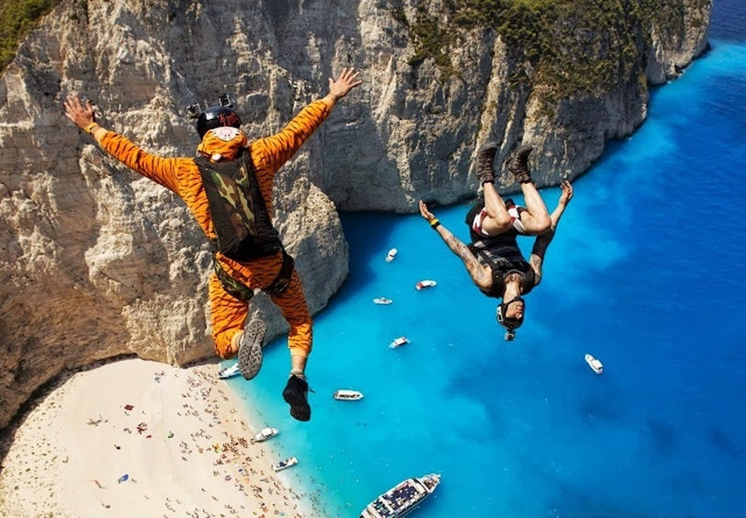 Εντυπωσιακά άλματα και ακροβατικά στο «Ναυάγιο»	