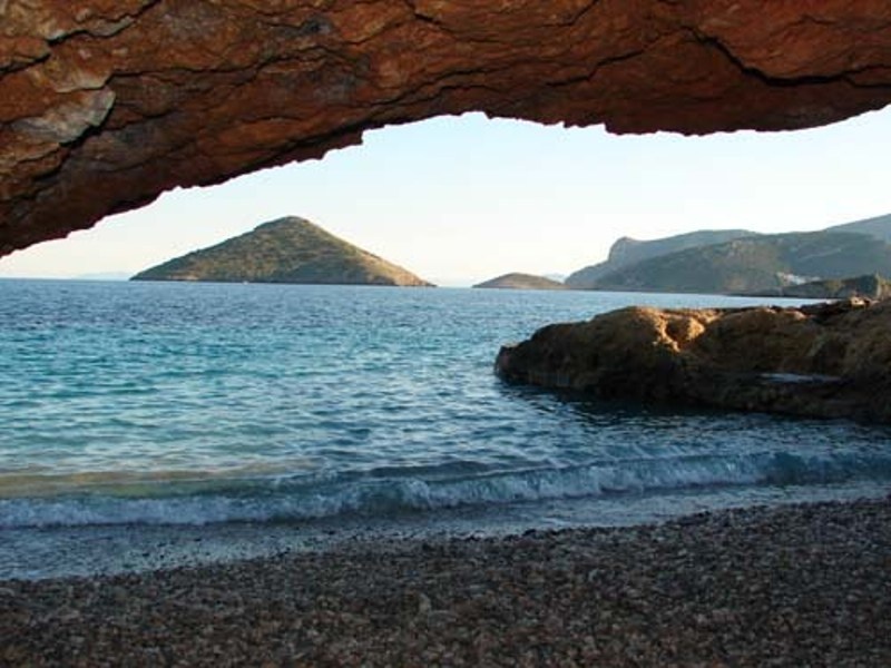 Αυτές είναι οι καλύτερες παραλίες της Αττικής (photos)