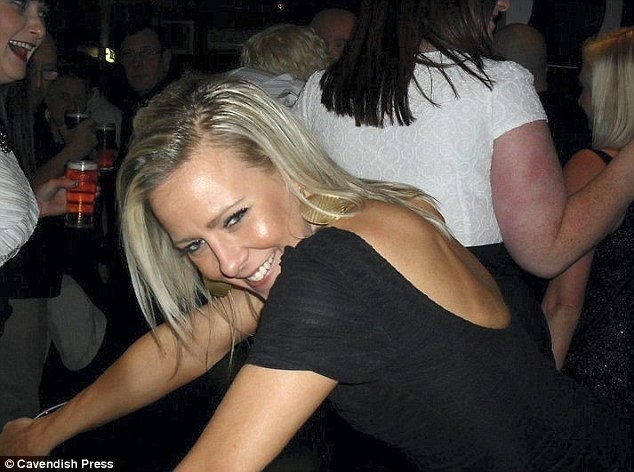 Η σπαρακτική τελευταία φωτογραφία μίας γυναίκας που γέννησε και πέθανε! (pic)