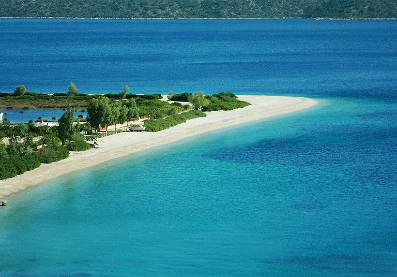 Η παραλία της Αλοννήσου που θυμίζει Καραϊβική