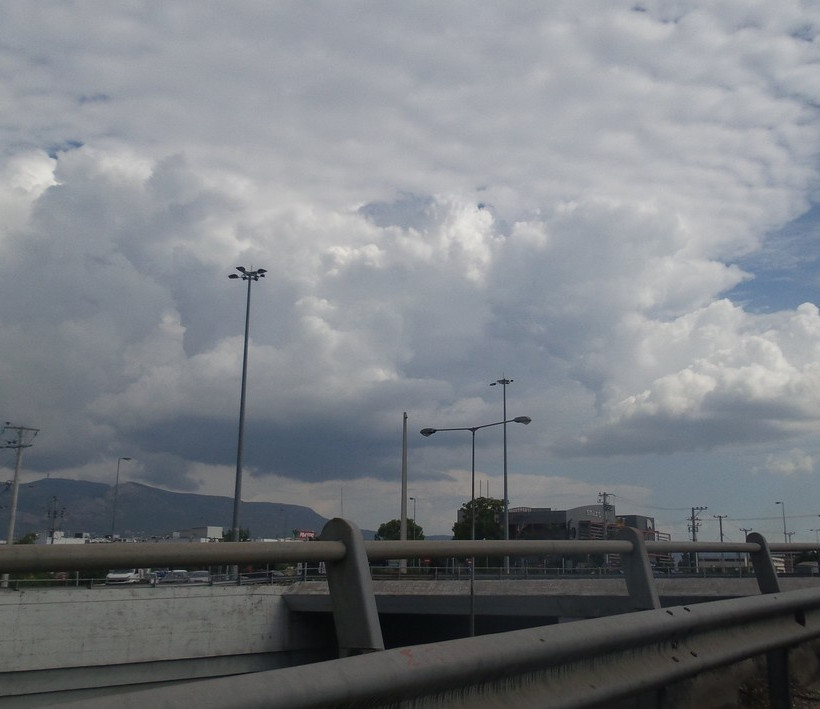 Έρχονται ισχυρές βροχές και έντονες καταιγίδες στην Αττική (pics)