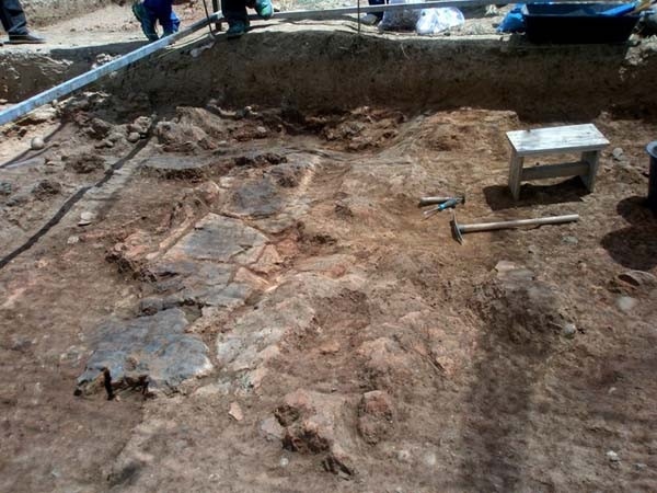 Εντυπωσιακή νεολιθική εγκατάσταση στην Καστοριά