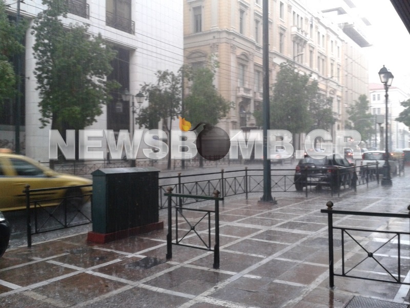 Βροχές και καταιγίδες μέχρι την Πέμπτη! - Πού θα χτυπήσει η κακοκαιρία 