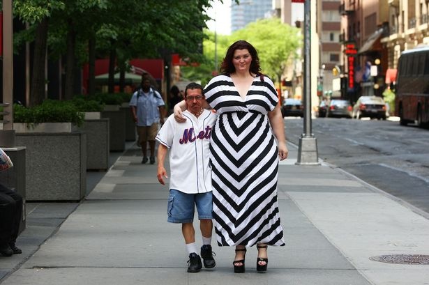 Δεν θα πιστεύετε πώς βγάζει χρήματα αυτό το 38χρονο μοντέλο! (pics)