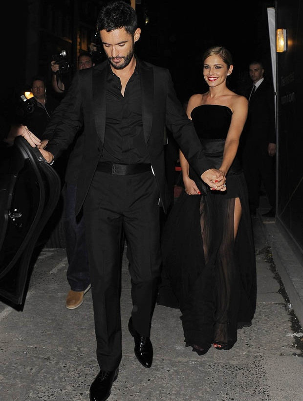 Το γαμήλιο πάρτι της Σέριλ Κόουλ και η αφαίρεση του τατουάζ της!