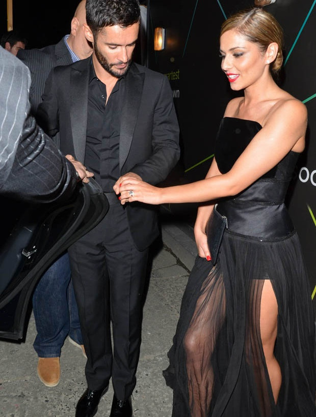 Το γαμήλιο πάρτι της Σέριλ Κόουλ και η αφαίρεση του τατουάζ της!