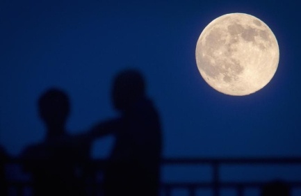 Έρχεται μία βροχή από φως! (pics)