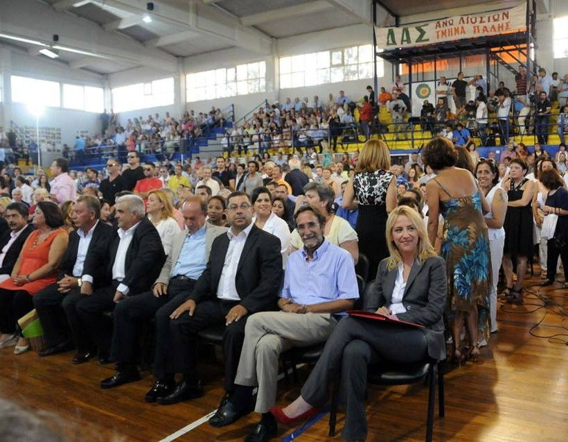 Ρένα Δούρου: Ξεκινάμε για να γράψουμε ένα βιβλίο στην Περιφέρεια (pics)