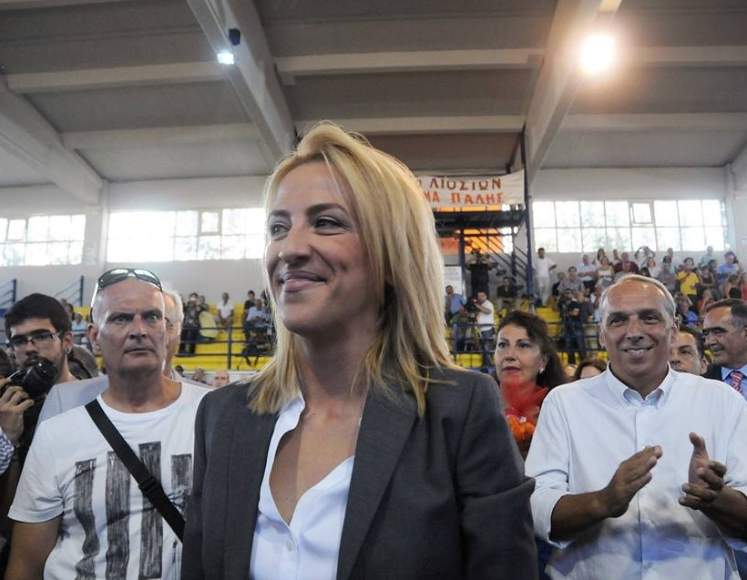 Ρένα Δούρου: Ξεκινάμε για να γράψουμε ένα βιβλίο στην Περιφέρεια (pics)