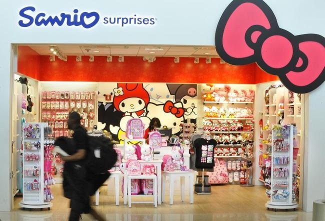 Έκπληξη: Η Hello Kitty δεν είναι... (pics)