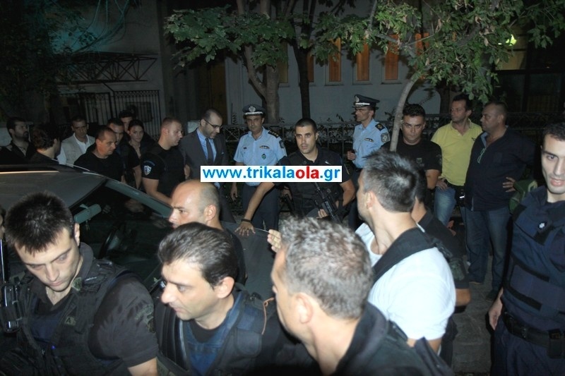 Τρίκαλα: Ένταση κατά την μεταφορά του Ηλιόπουλου (vid)