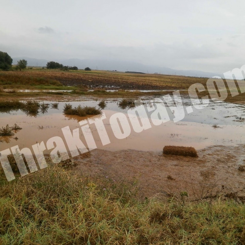 Ξάνθη: Καταστροφές από την καταρρακτώδη βροχή (pics&vid)