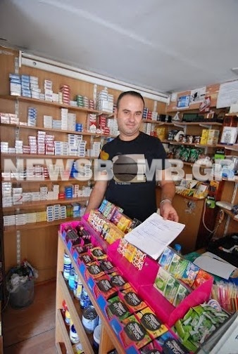 Η οικονομική κρίση «τσακίζει» τα μπακάλικα (pics-vids)