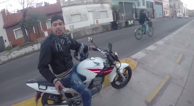 Ληστεία σε ζωντανή σύνδεση!  (pics+ video)
