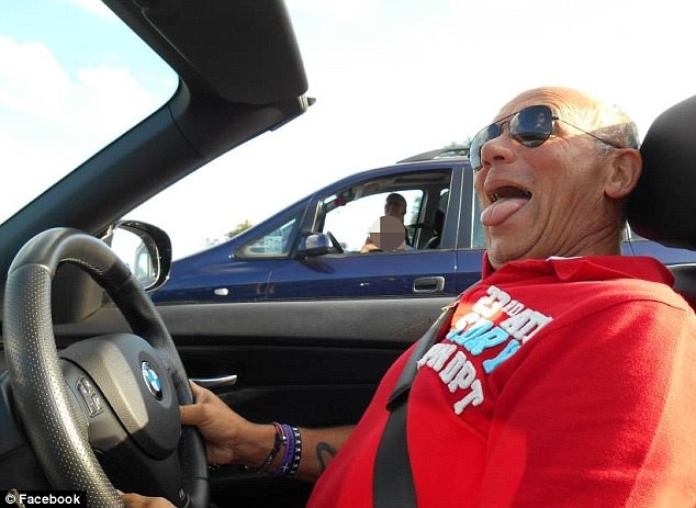 Ο πιο... παραγωγικός πατέρας: Έχει 26 παιδιά με εννέα γυναίκες (pics)