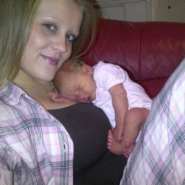 Γονείς έπνιξαν κατά λάθος το νεογέννητο μωρό τους (pics)