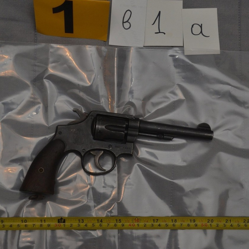 ΕΛ.ΑΣ.: Στη δημοσιότητα φωτογραφίες από τις έρευνες της Αντιτρομοκρατικής