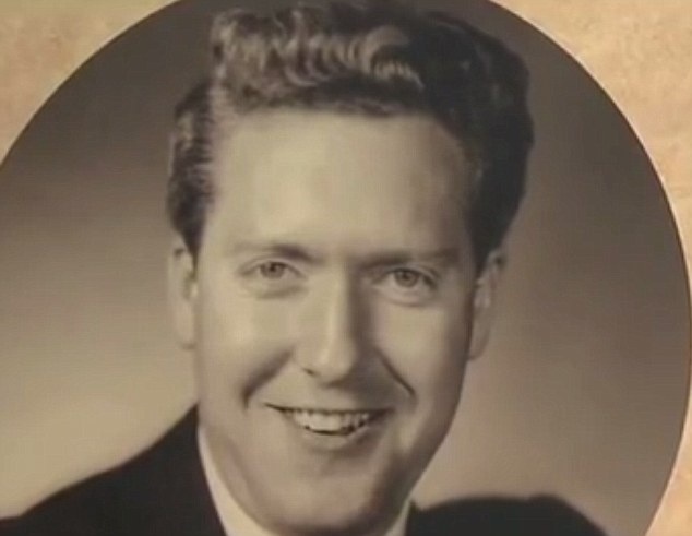 Φρίκη: Ζούσε με το πτώμα του συζύγου της για εννέα μήνες (pics+video)