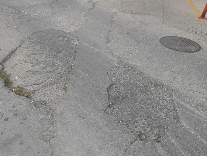 «Παγίδες» για τους οδηγούς δρόμοι στο Ρέθυμνο (pics)