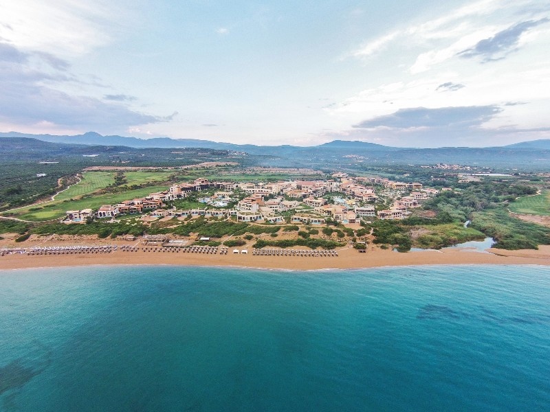 THE ROMANOS, A LUXURY COLLECTION RESORT: Φύση και ομορφιά στη γη της Μεσσηνίας