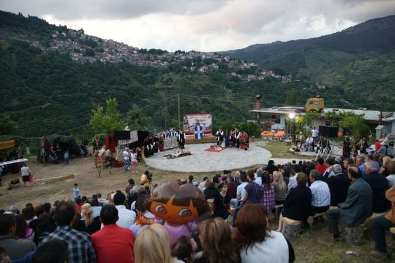 Πεζοπορία στα χωριά της Ηπείρου 