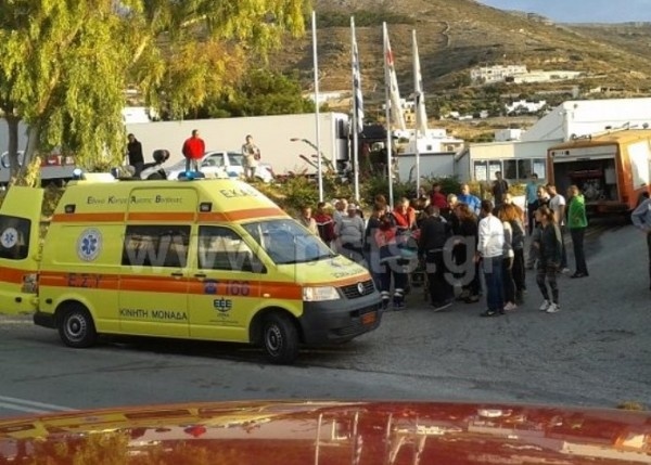 Σοβαρό τροχαίο ατύχημα στην Πάρο (pics)