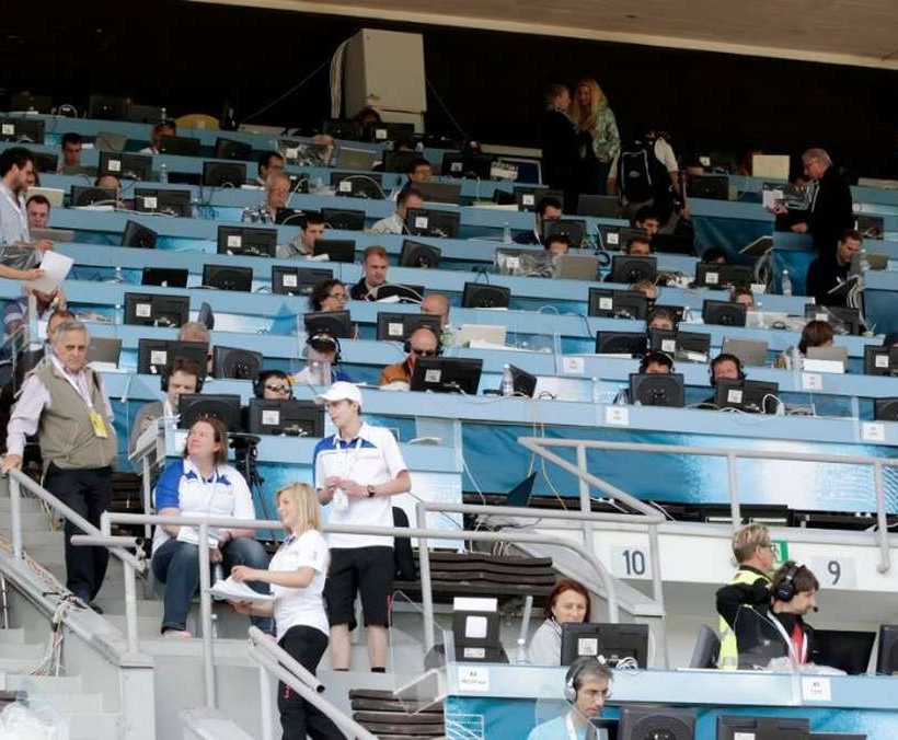 Ενημέρωση που … κοστίζει στους δημοσιογράφους 